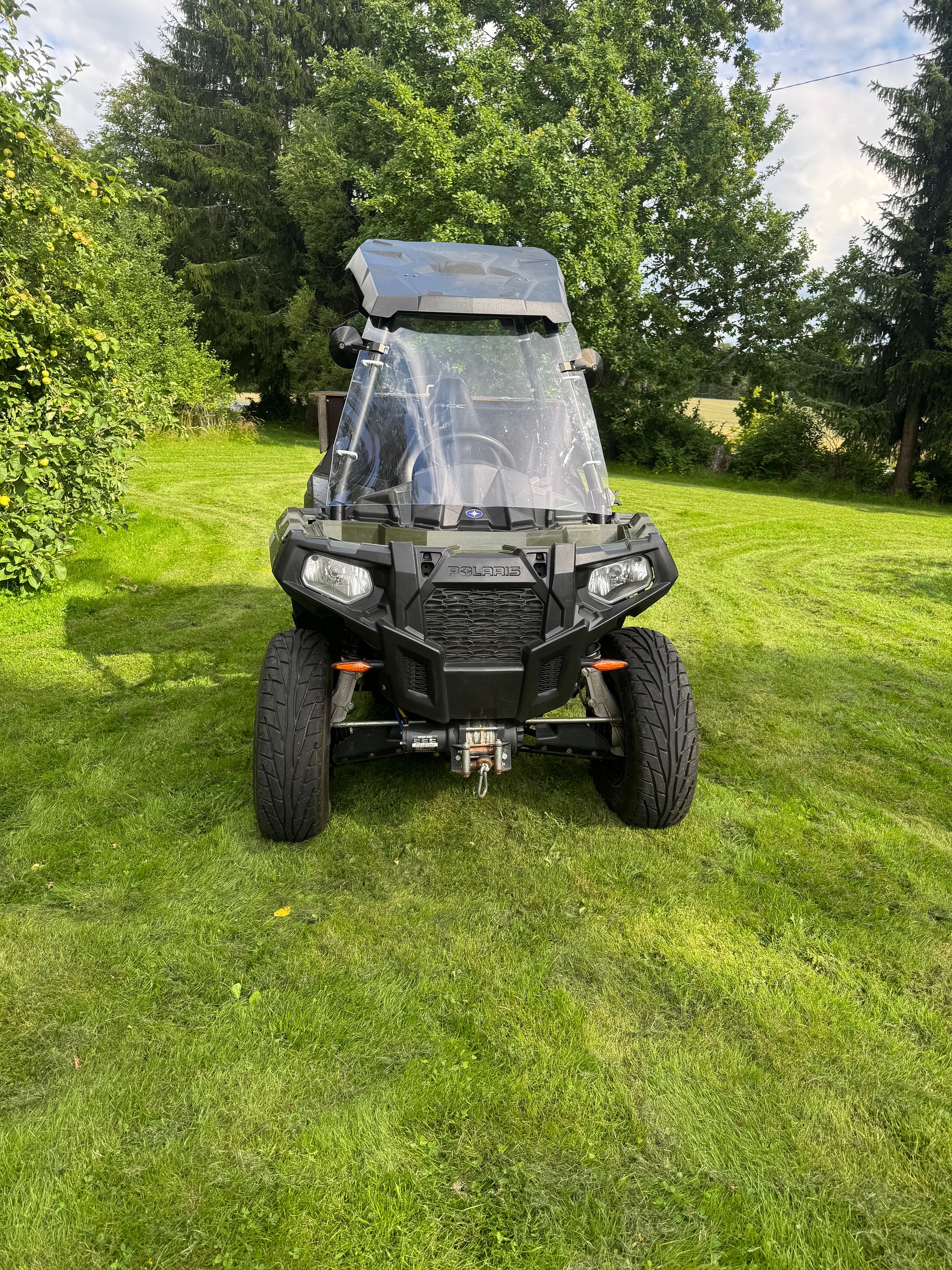 Image 2/17