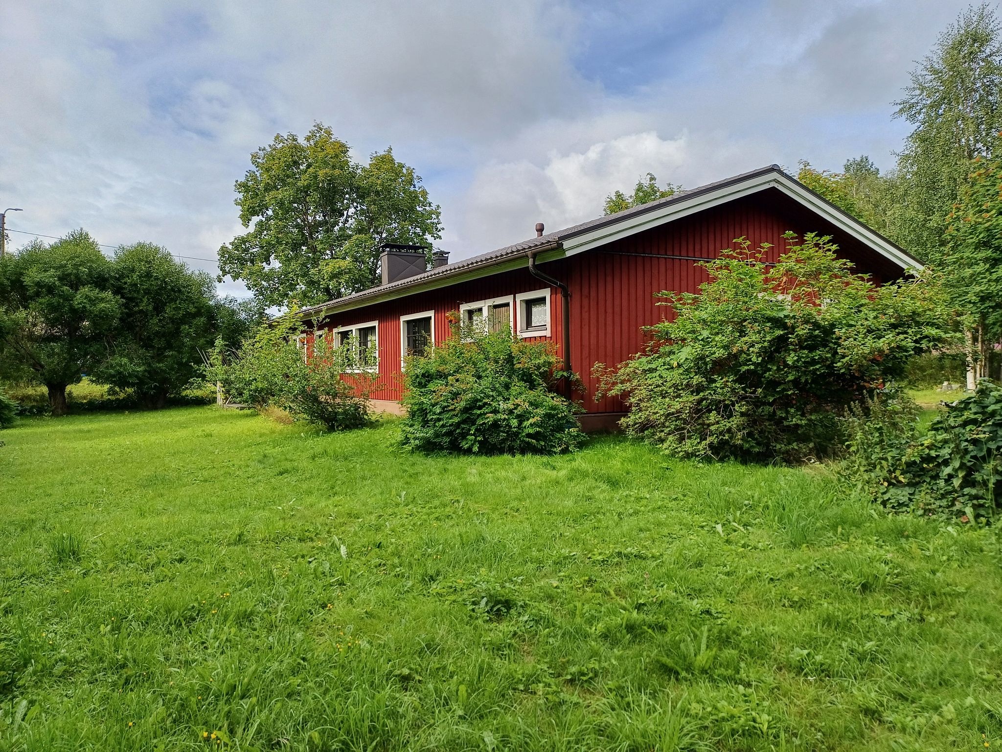 Image 3/44