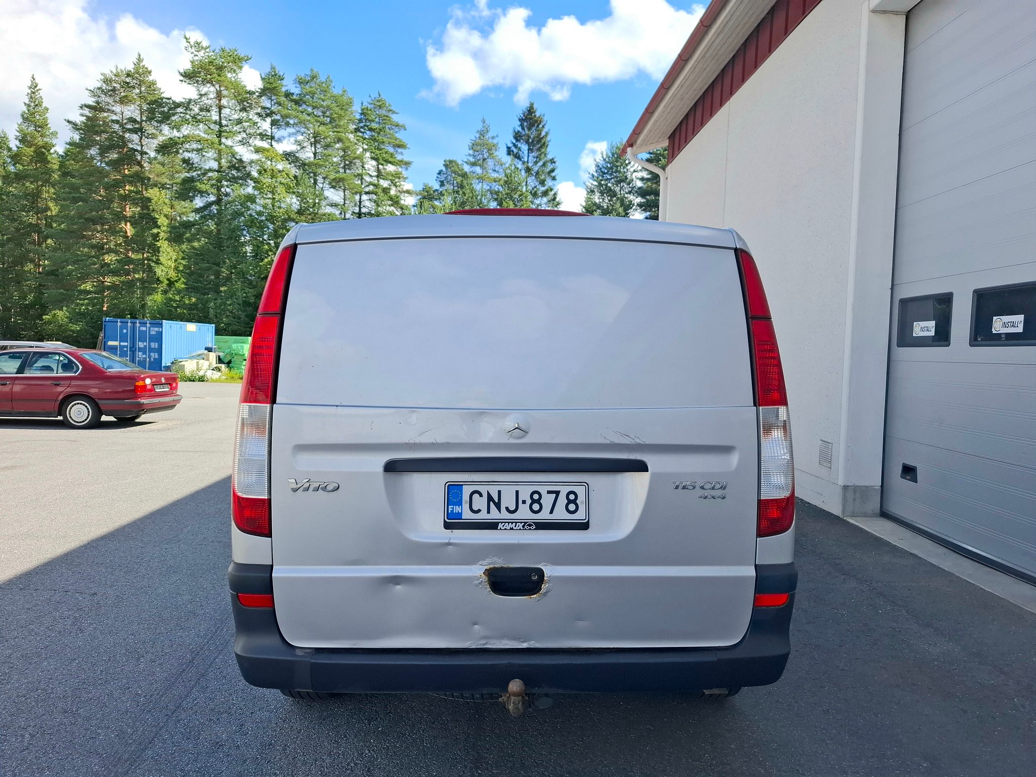 Image 6/32