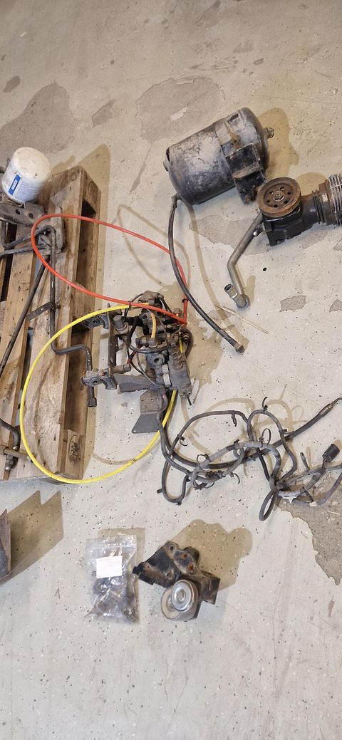Image 3/15