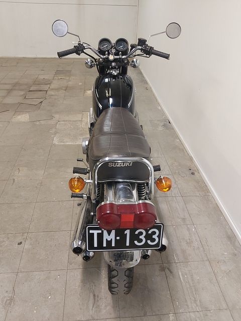 Image 8/9