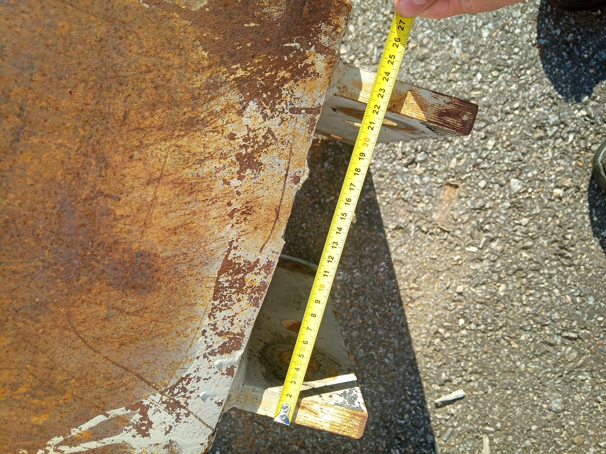 Image 8/10