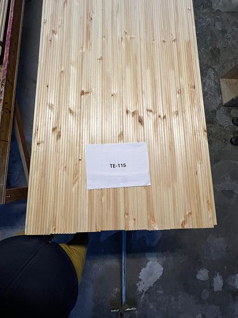 Image 2/6