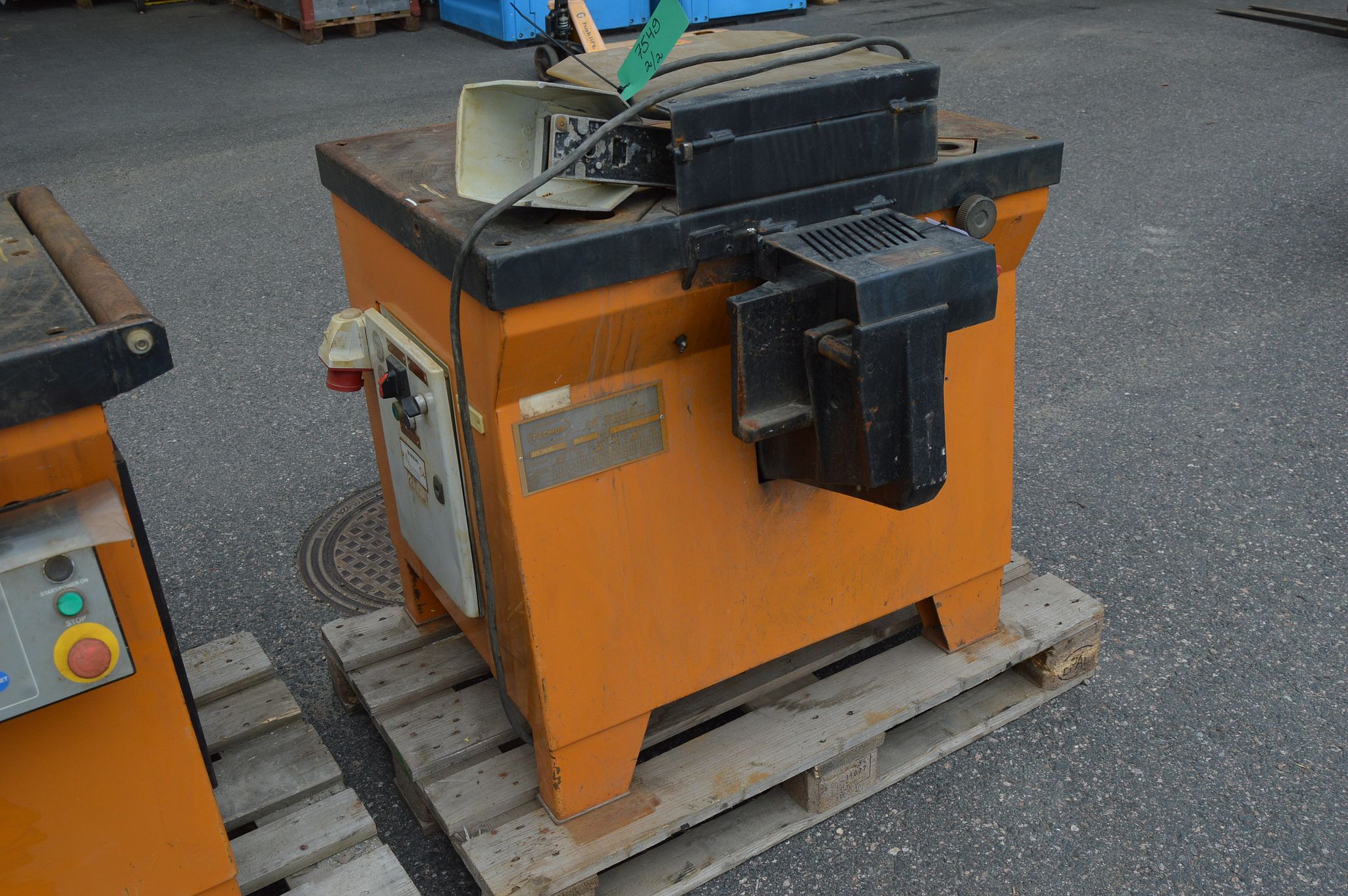 Image 13/21
