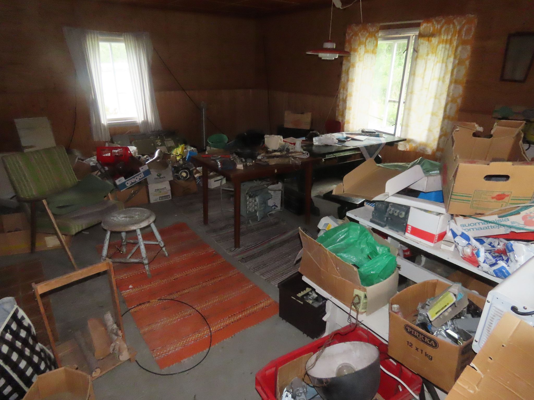Image 4/19