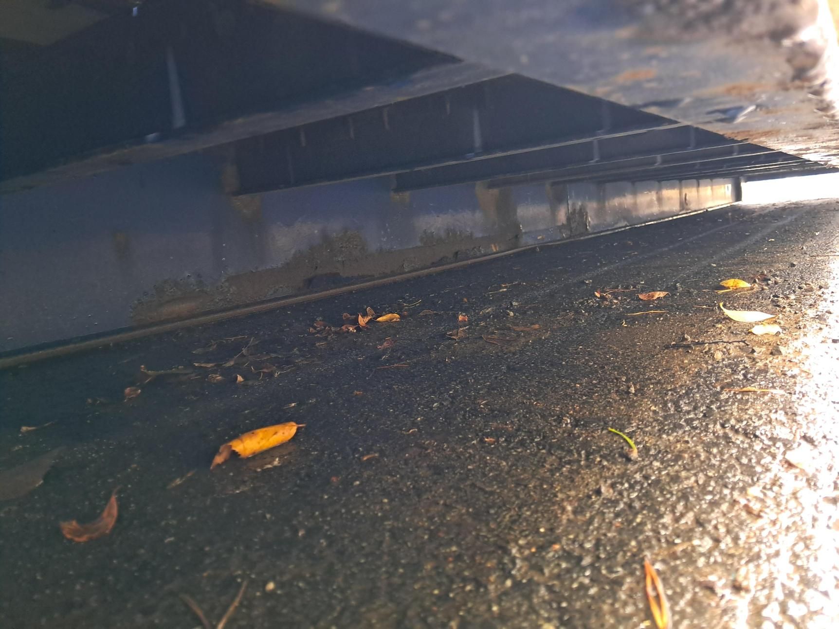 Image 8/9