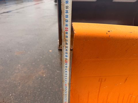 Image 7/7