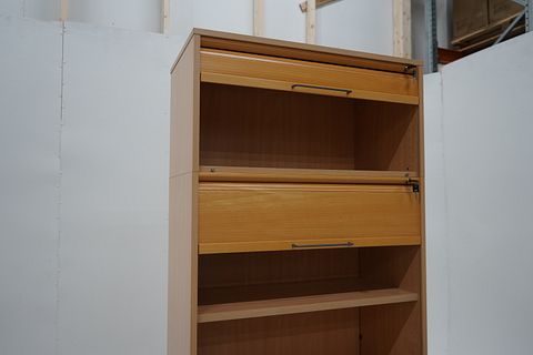 Image 4/5