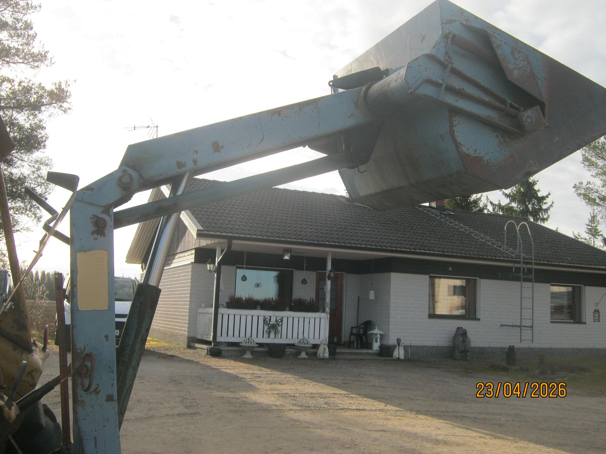 Image 3/11