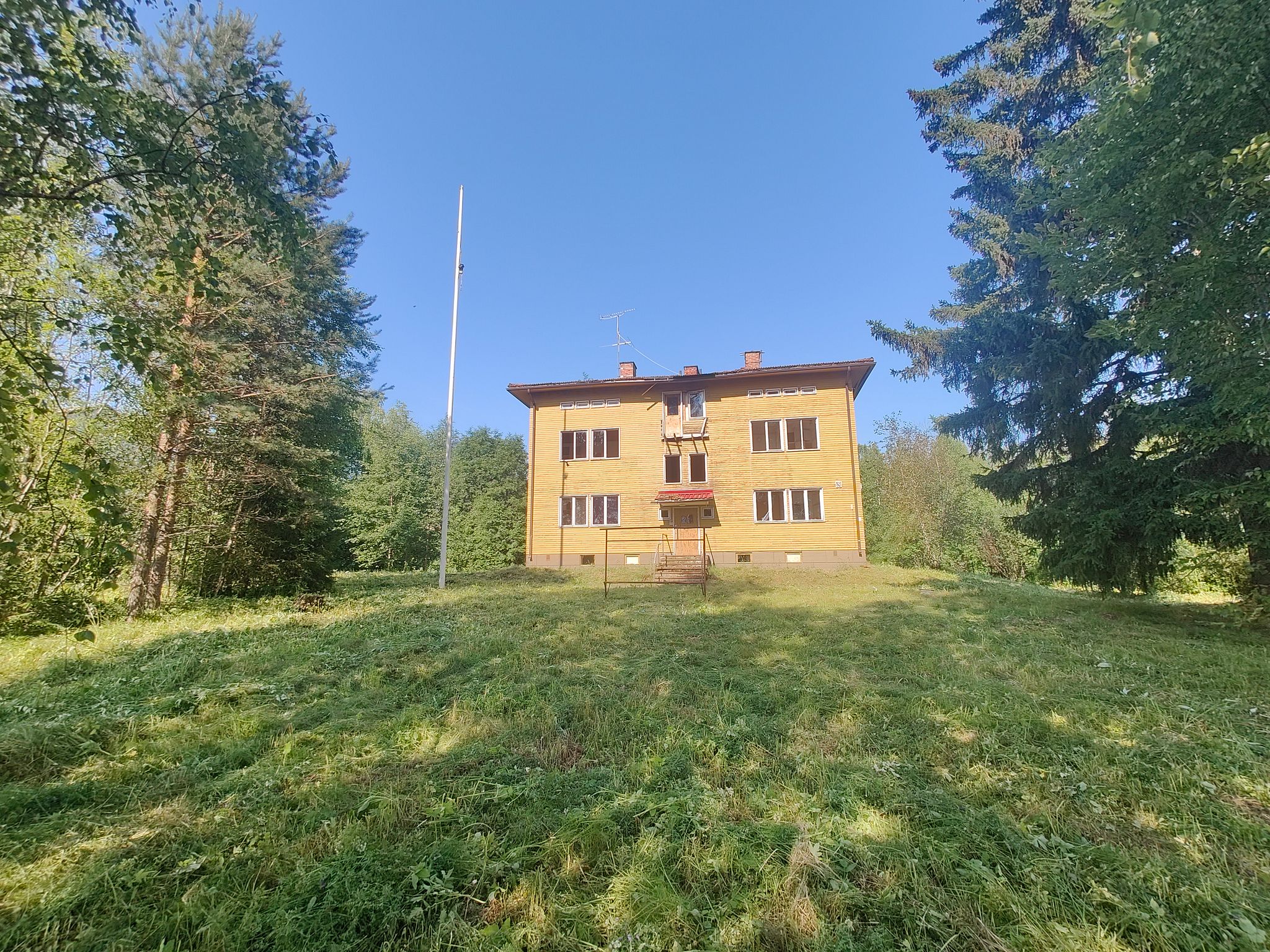 Image 11/30