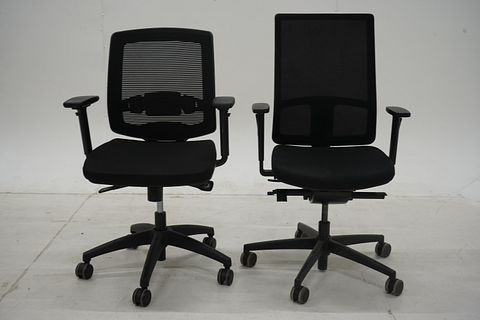 Image 4/12