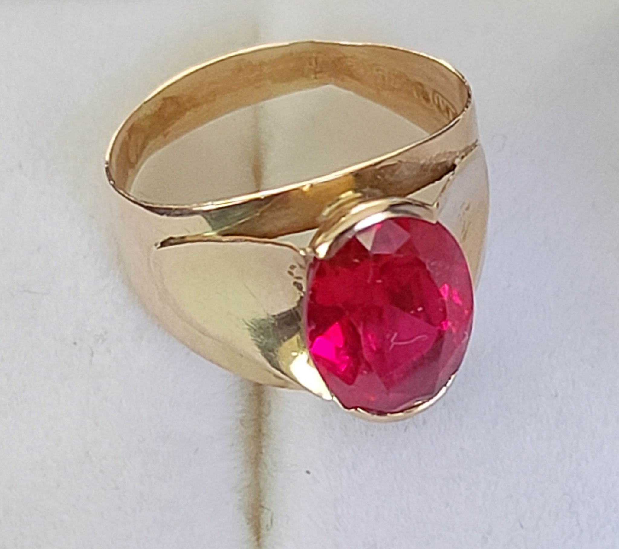 Image 3/9