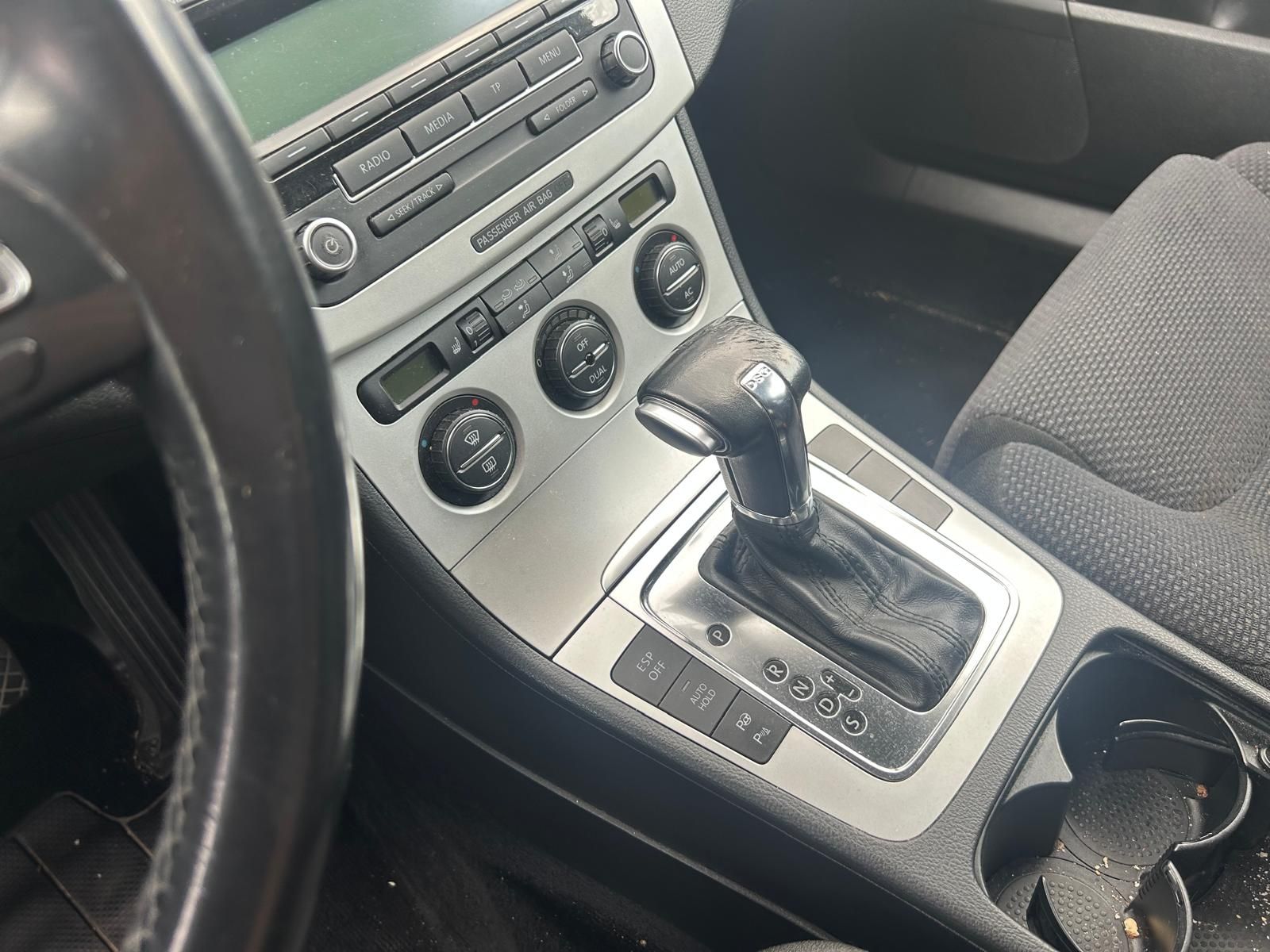 Image 6/17