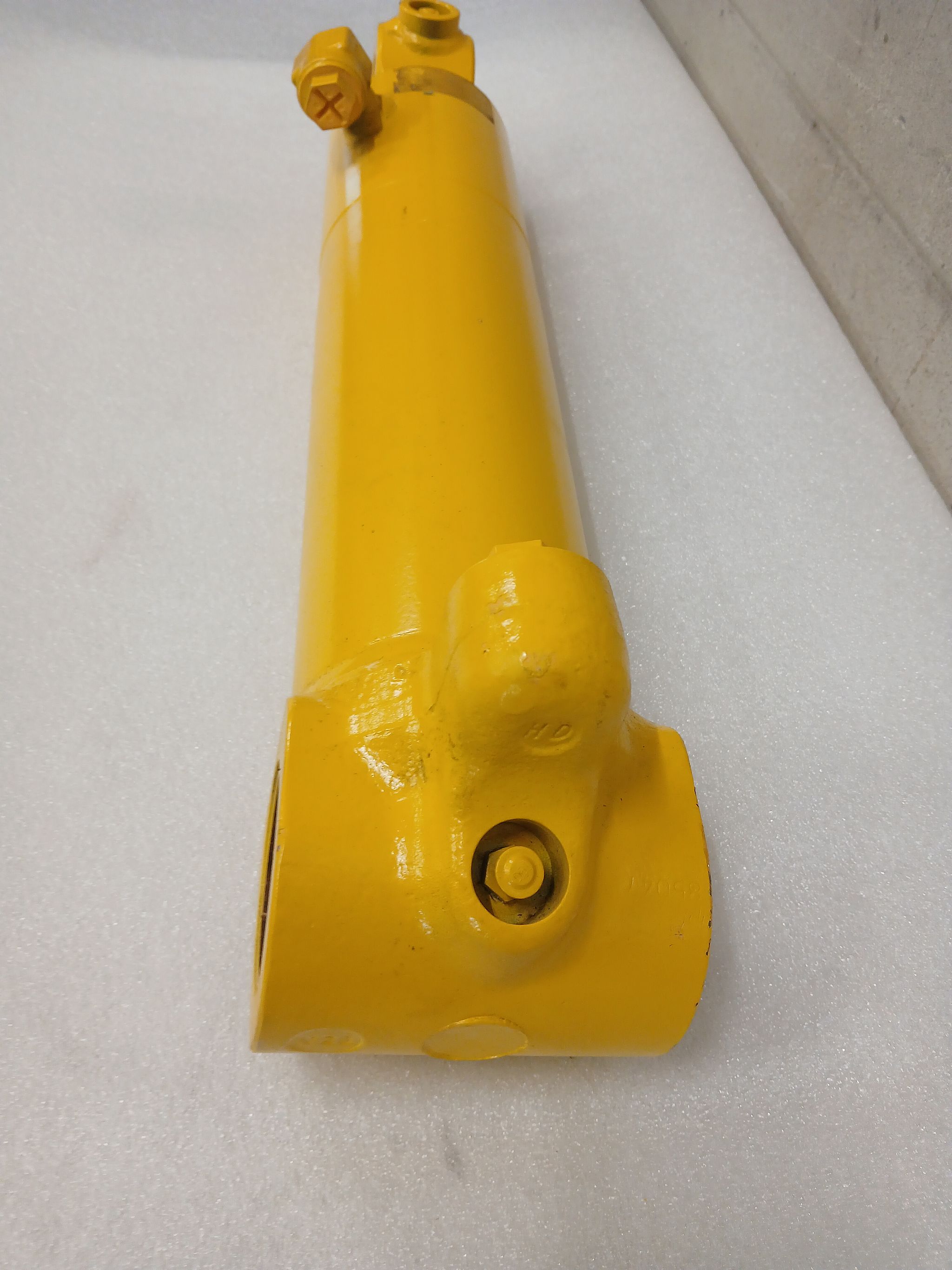 Image 2/19