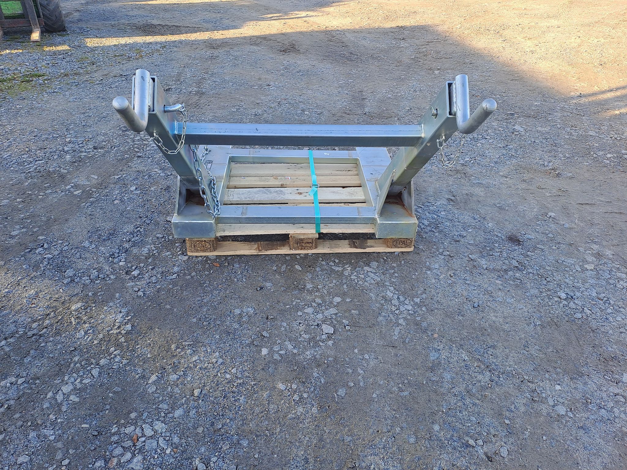 Image 8/9
