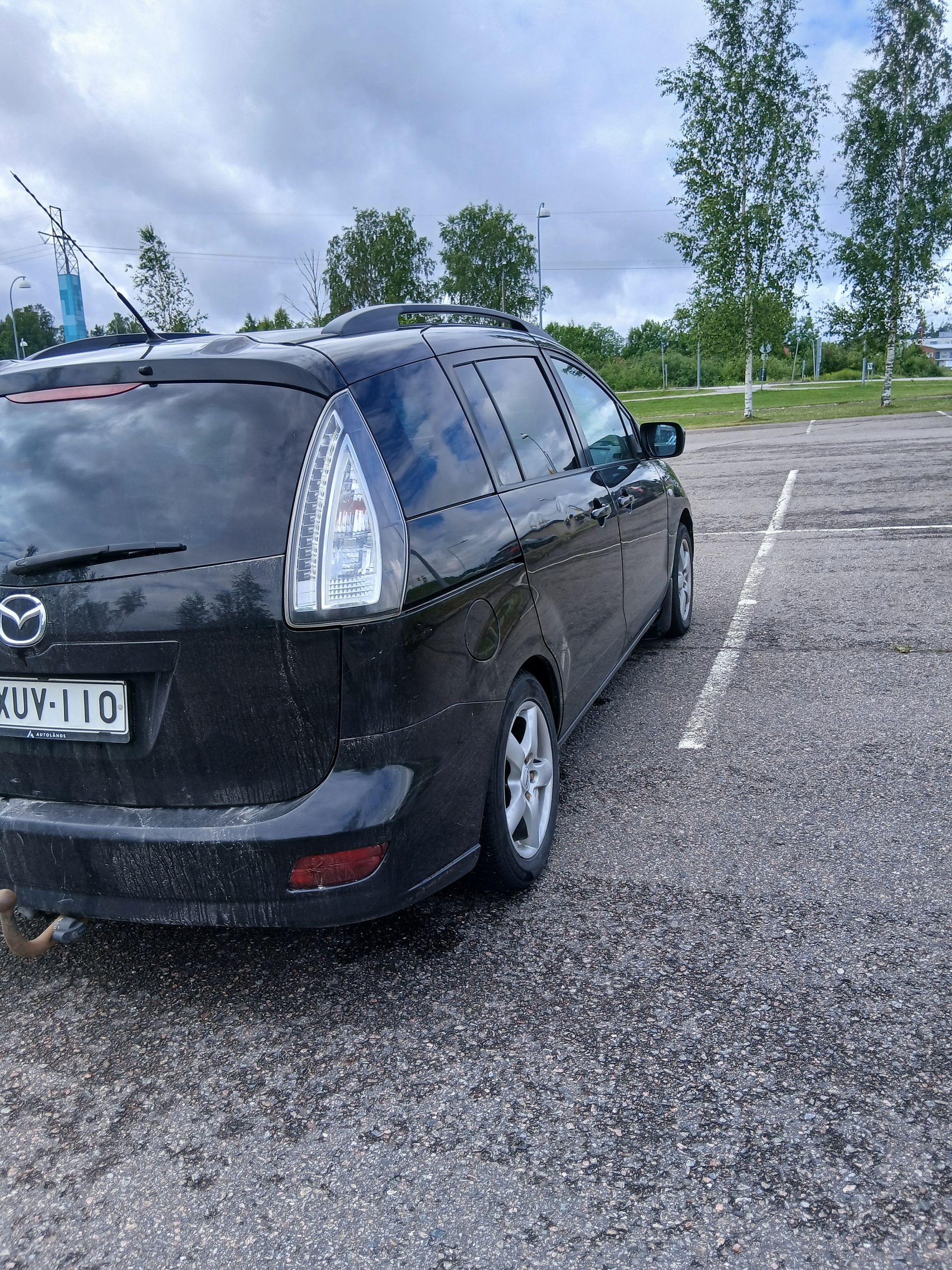 Image 4/18
