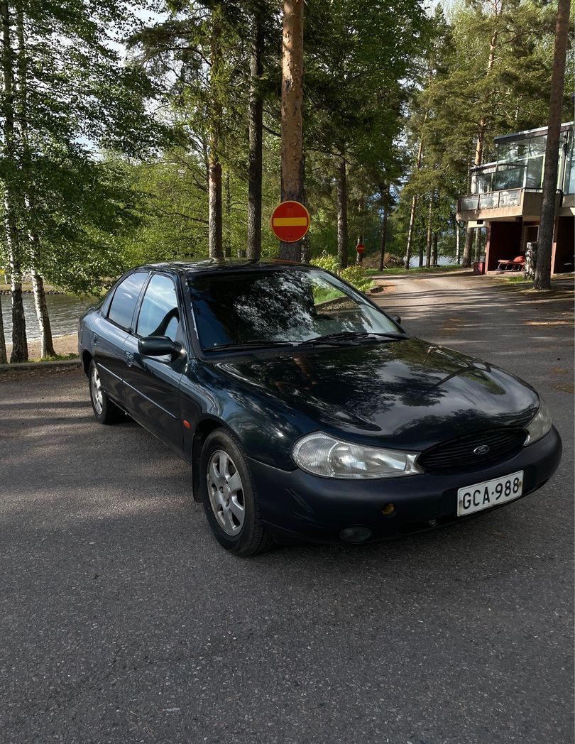 Image 2/18
