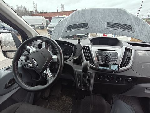 Image 6/9