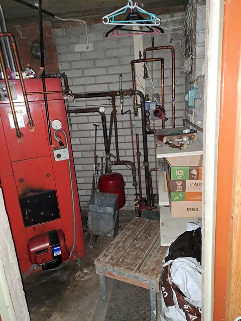 Image 6/88