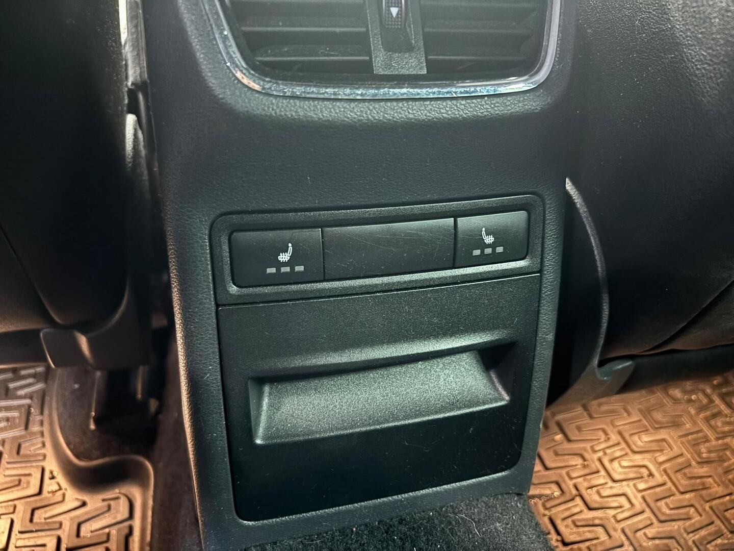 Image 30/59