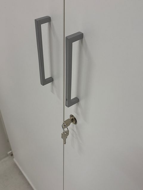 Image 7/8