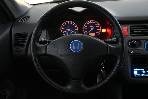 Image 13/23