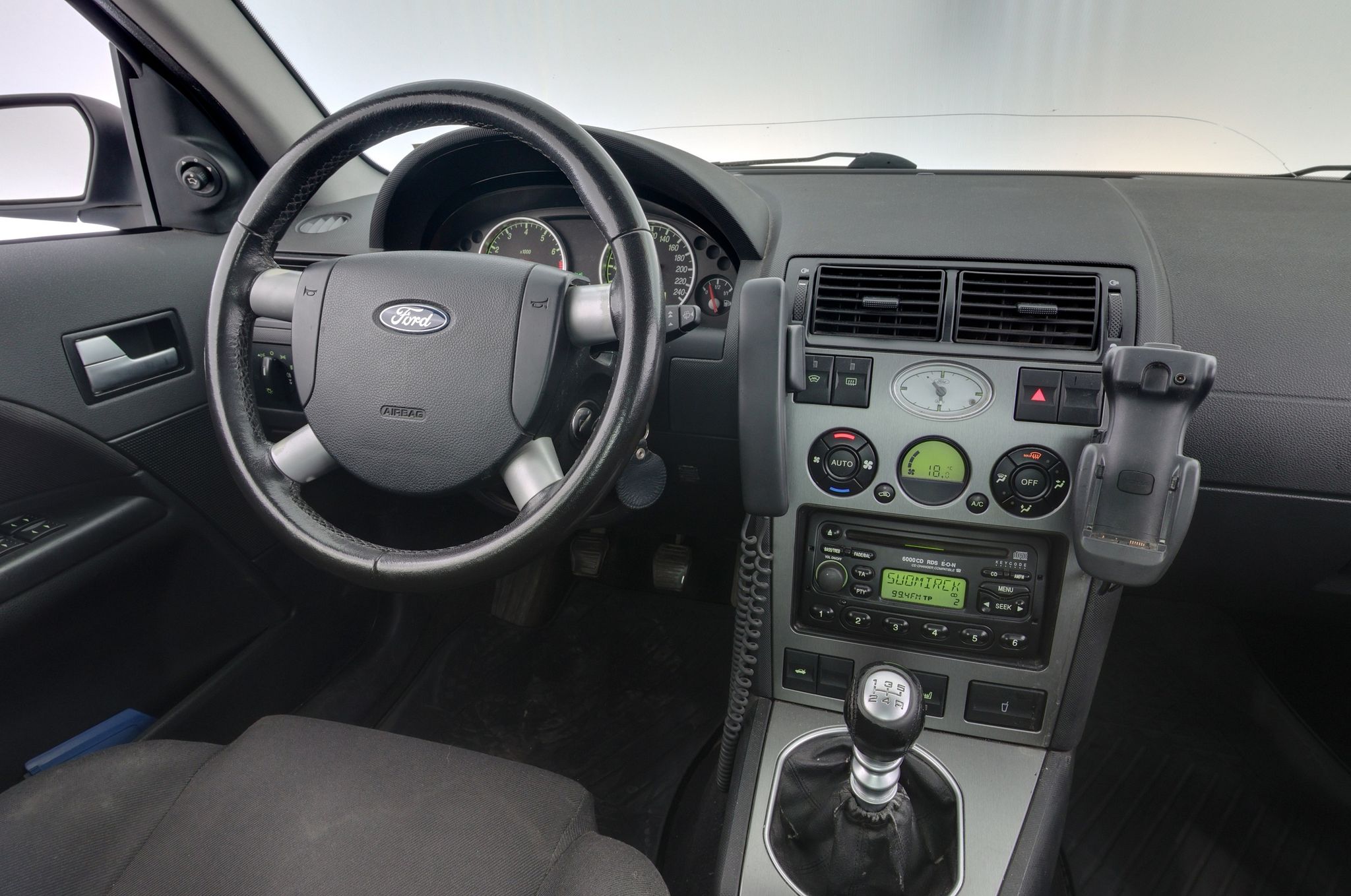 Image 8/73