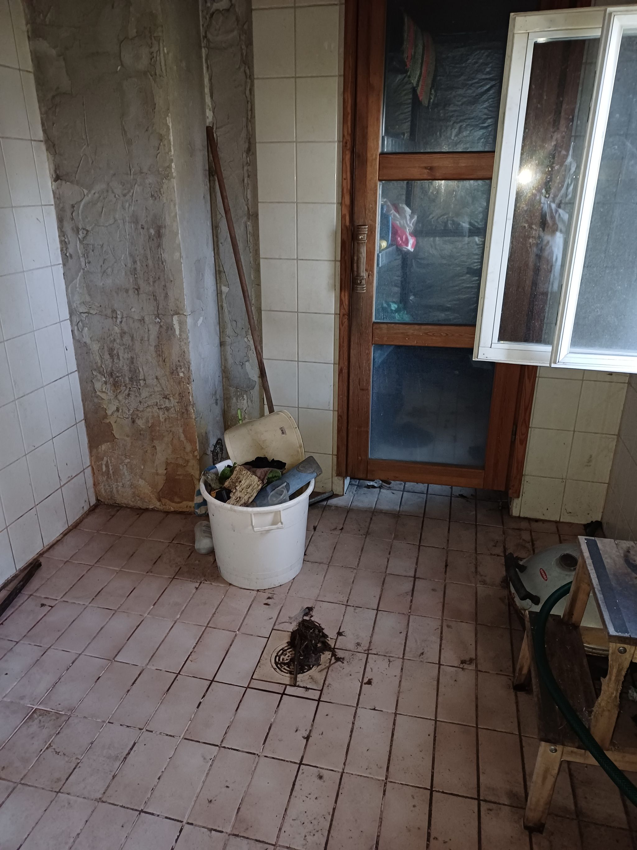 Image 7/14