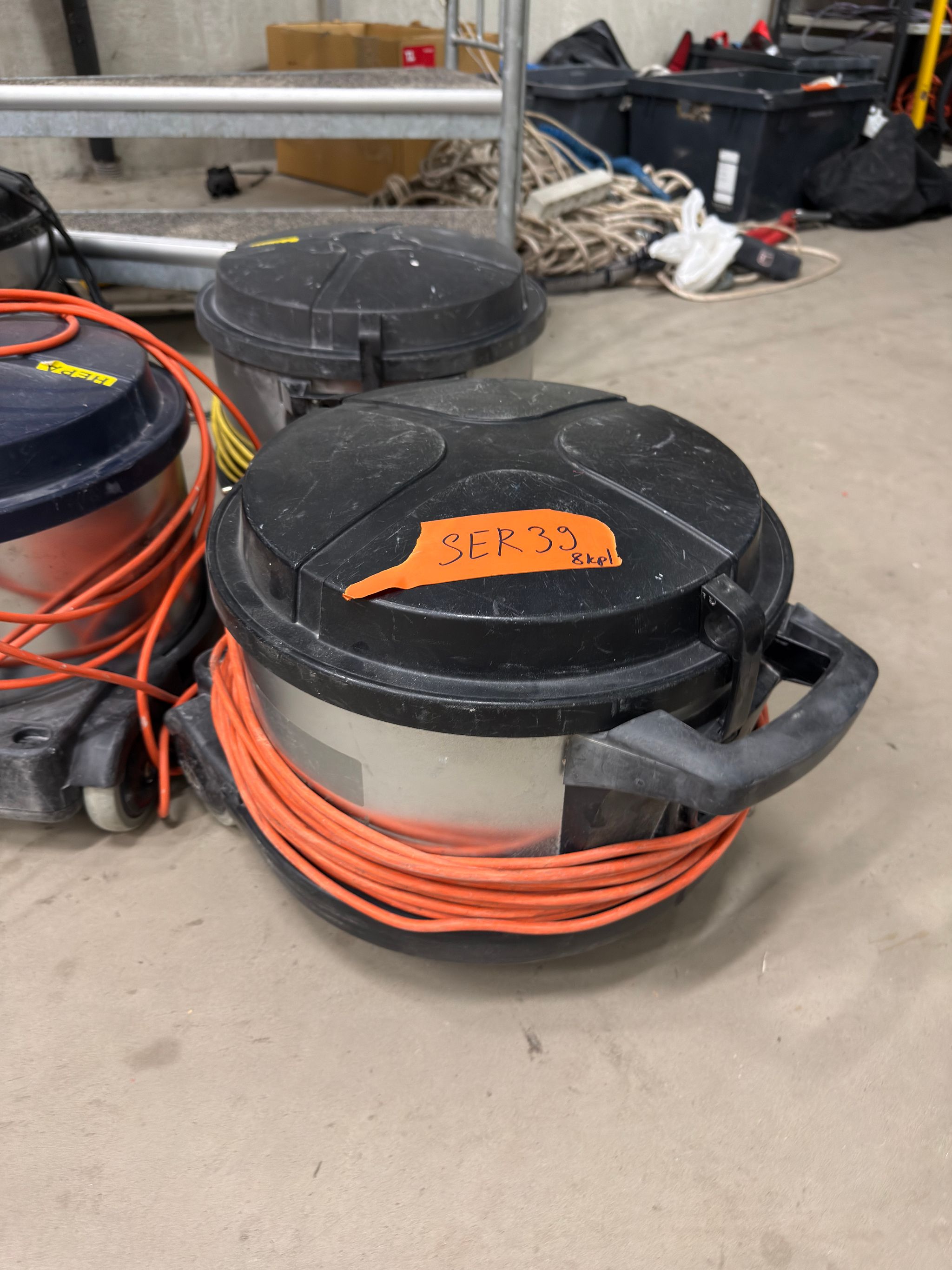 Image 4/29