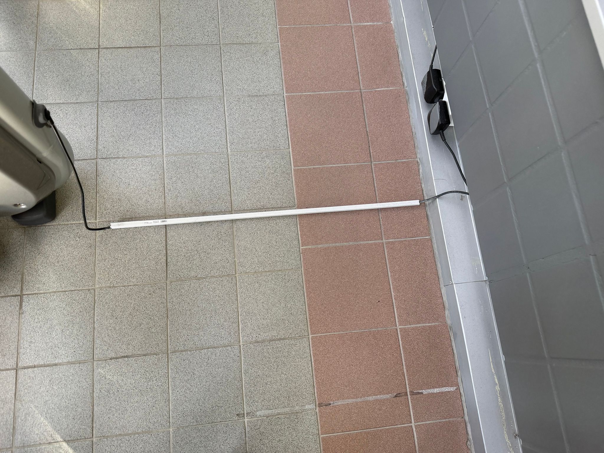 Image 7/9