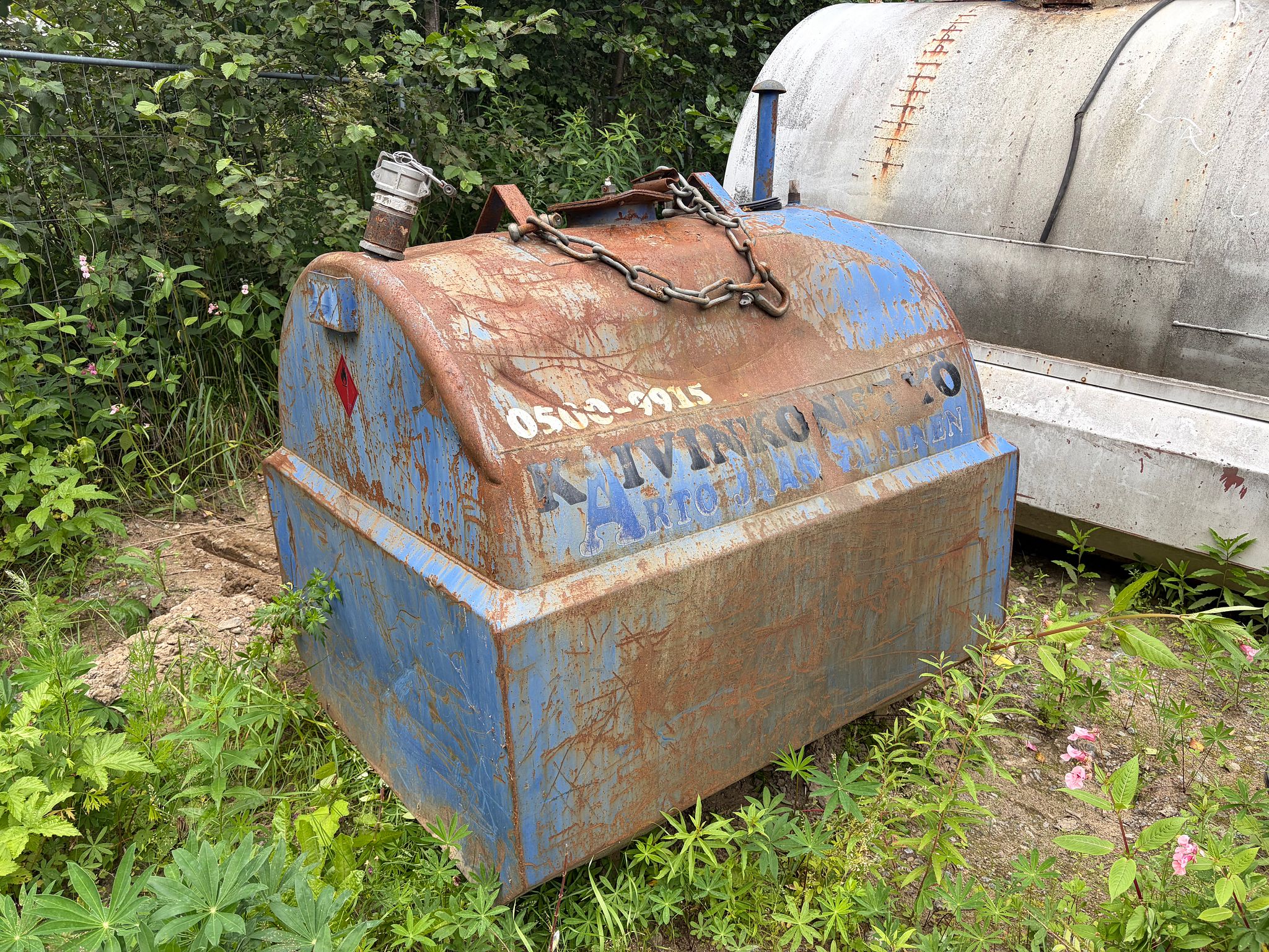 Image 1/3