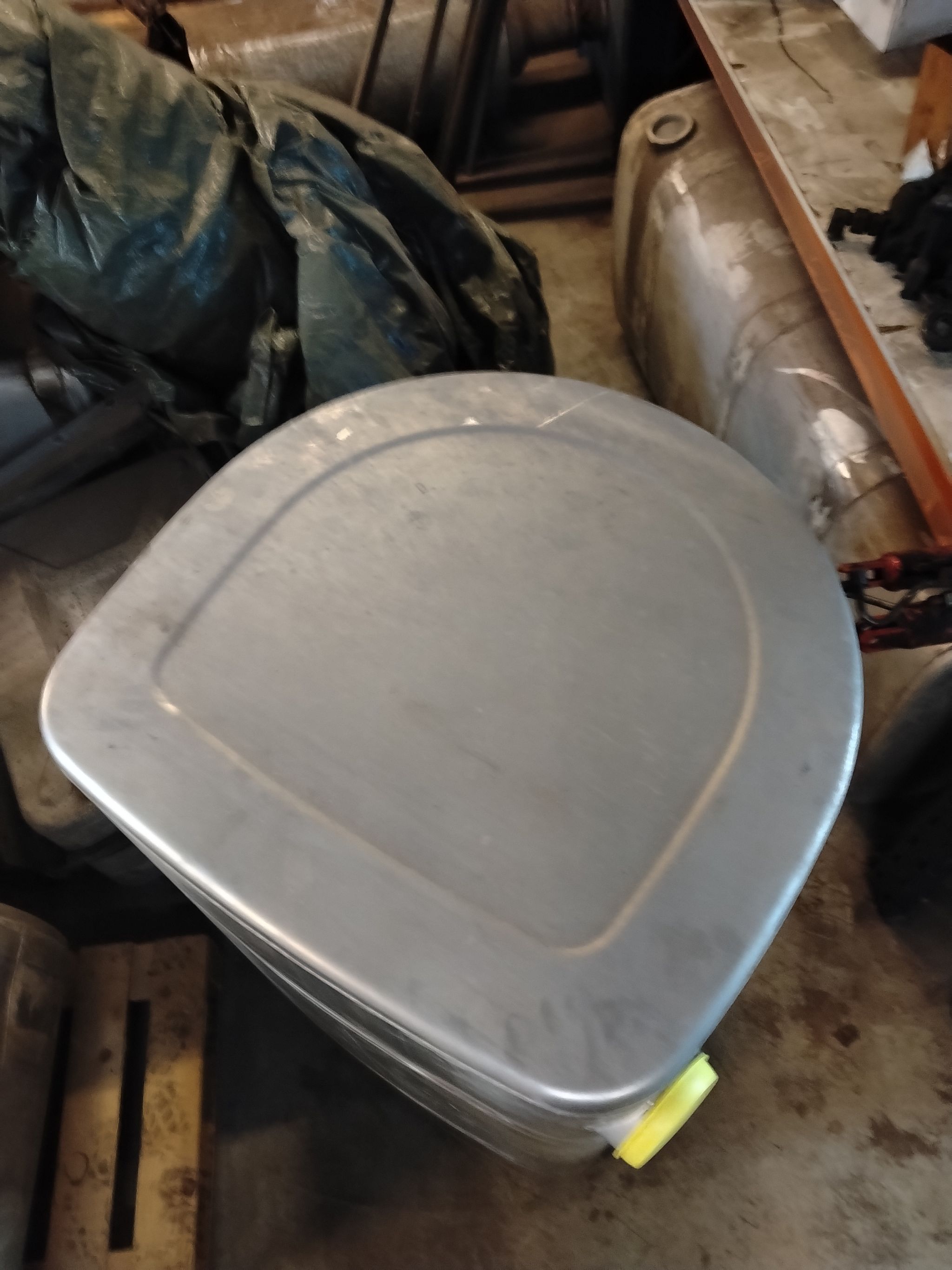 Image 2/3