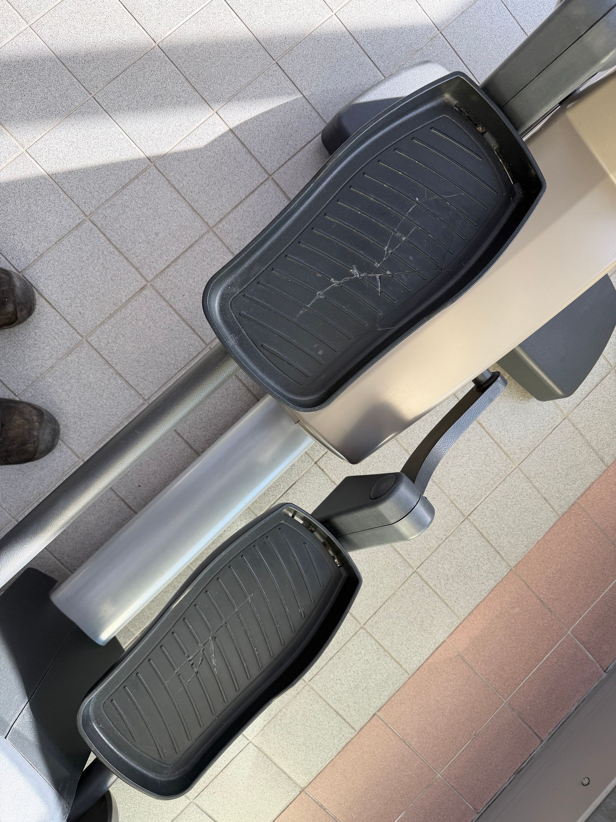 Image 6/8