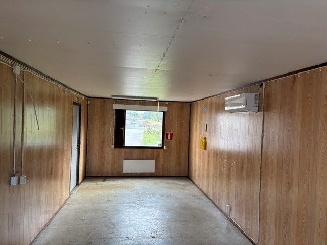 Image 6/6
