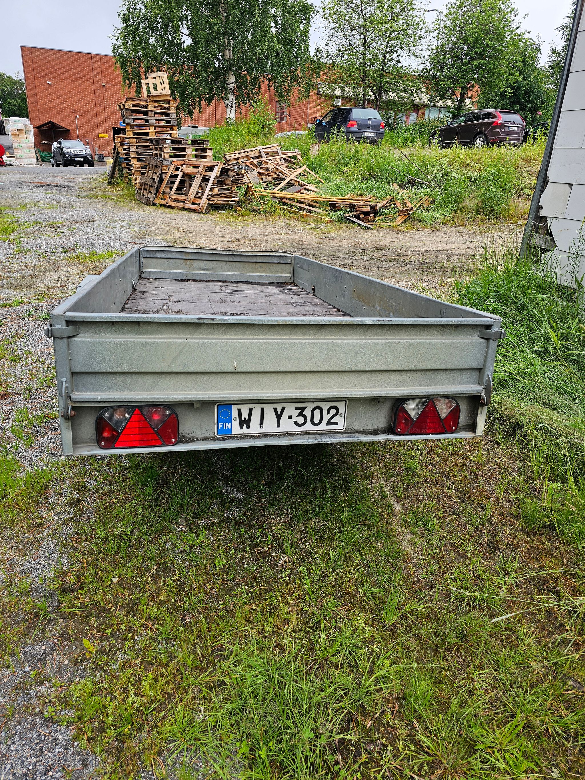 Image 6/12