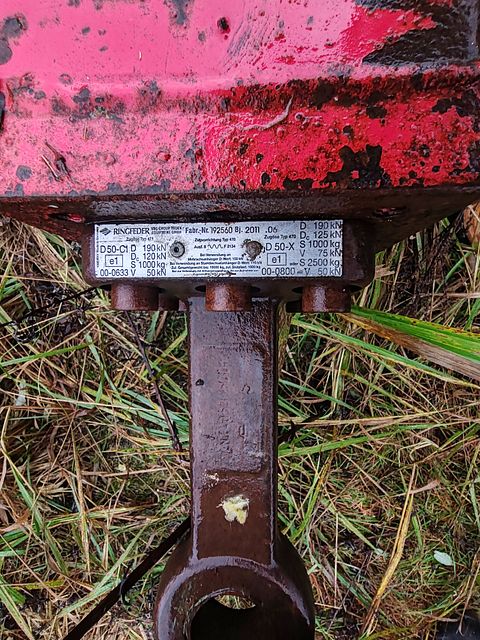 Image 5/9