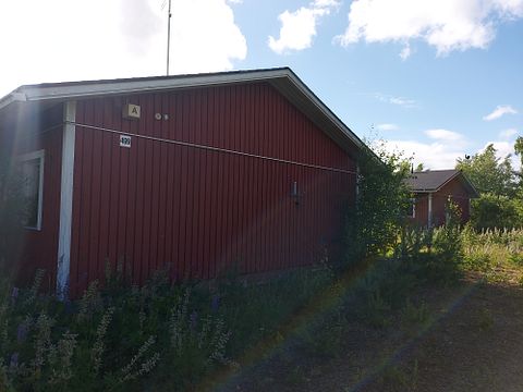 Image 11/28
