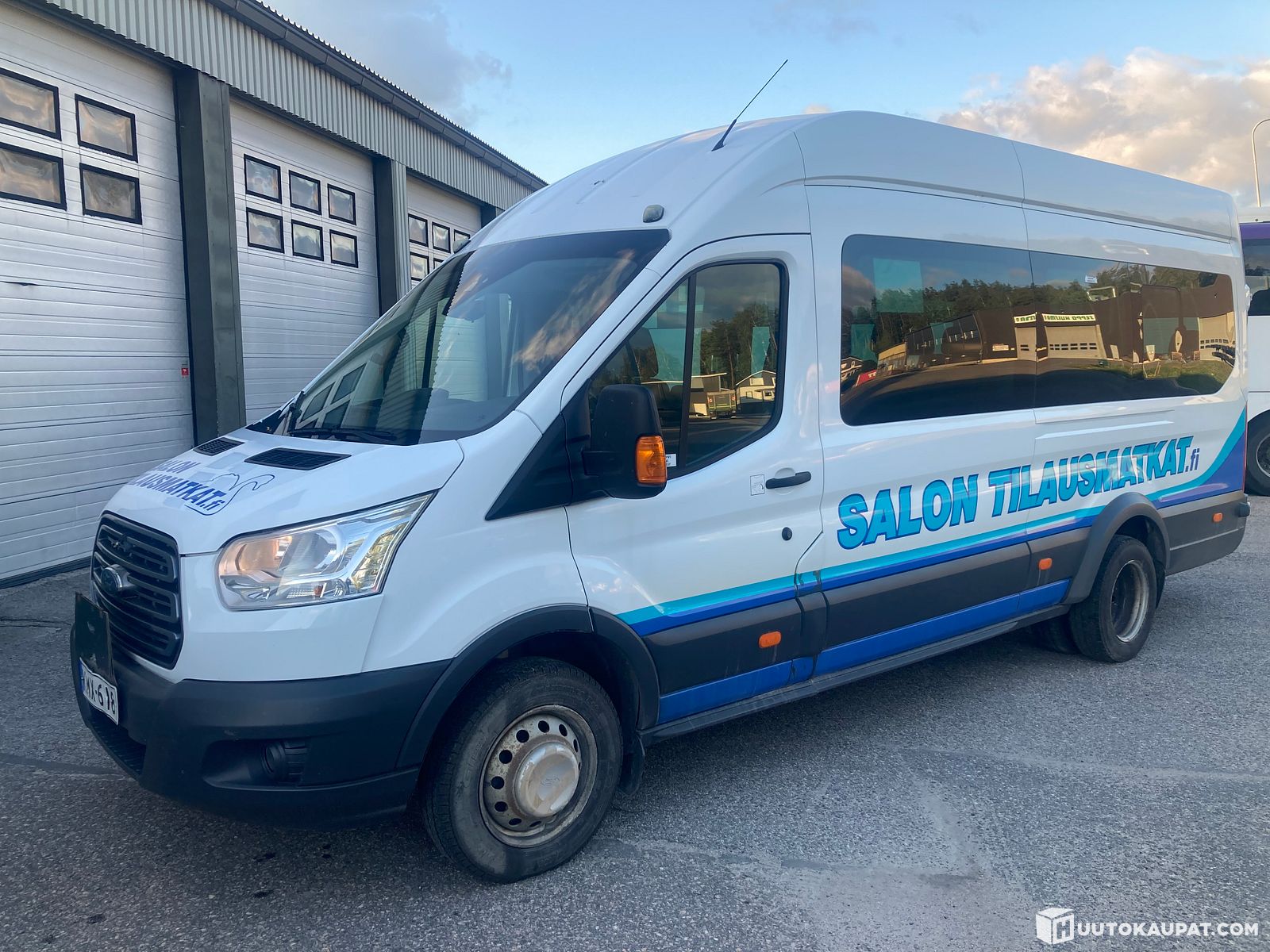Linja-auto Ford Transit vm 2015, 17+1, euro 6, Salo | Huutokaupat.com