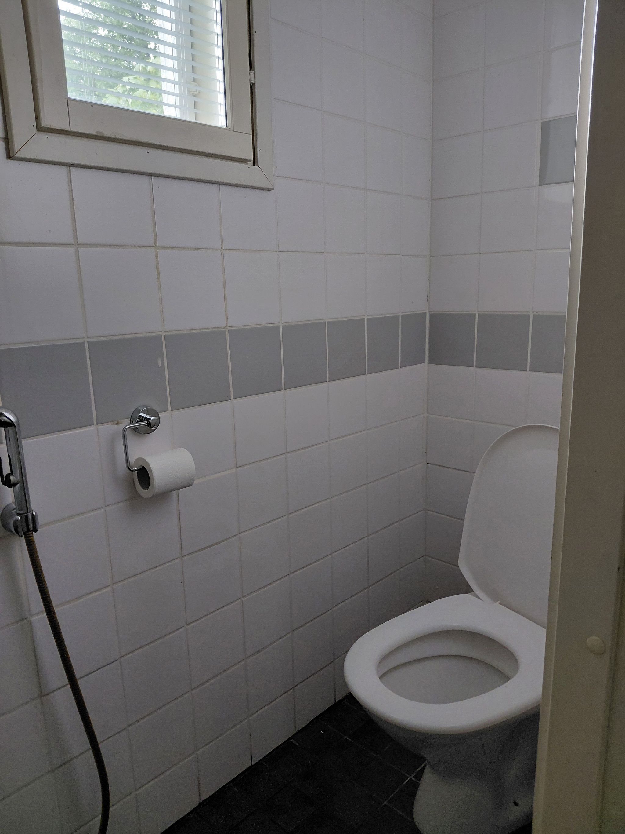 Image 33/46