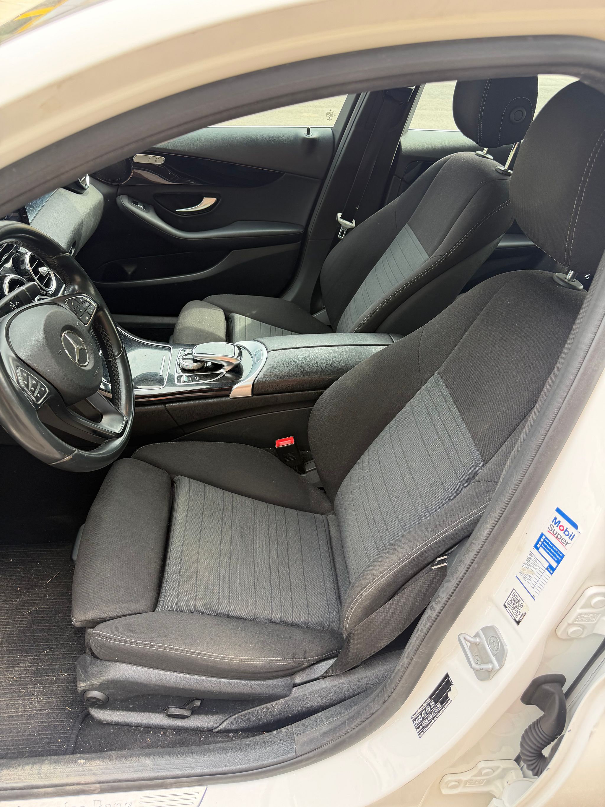 Image 11/19
