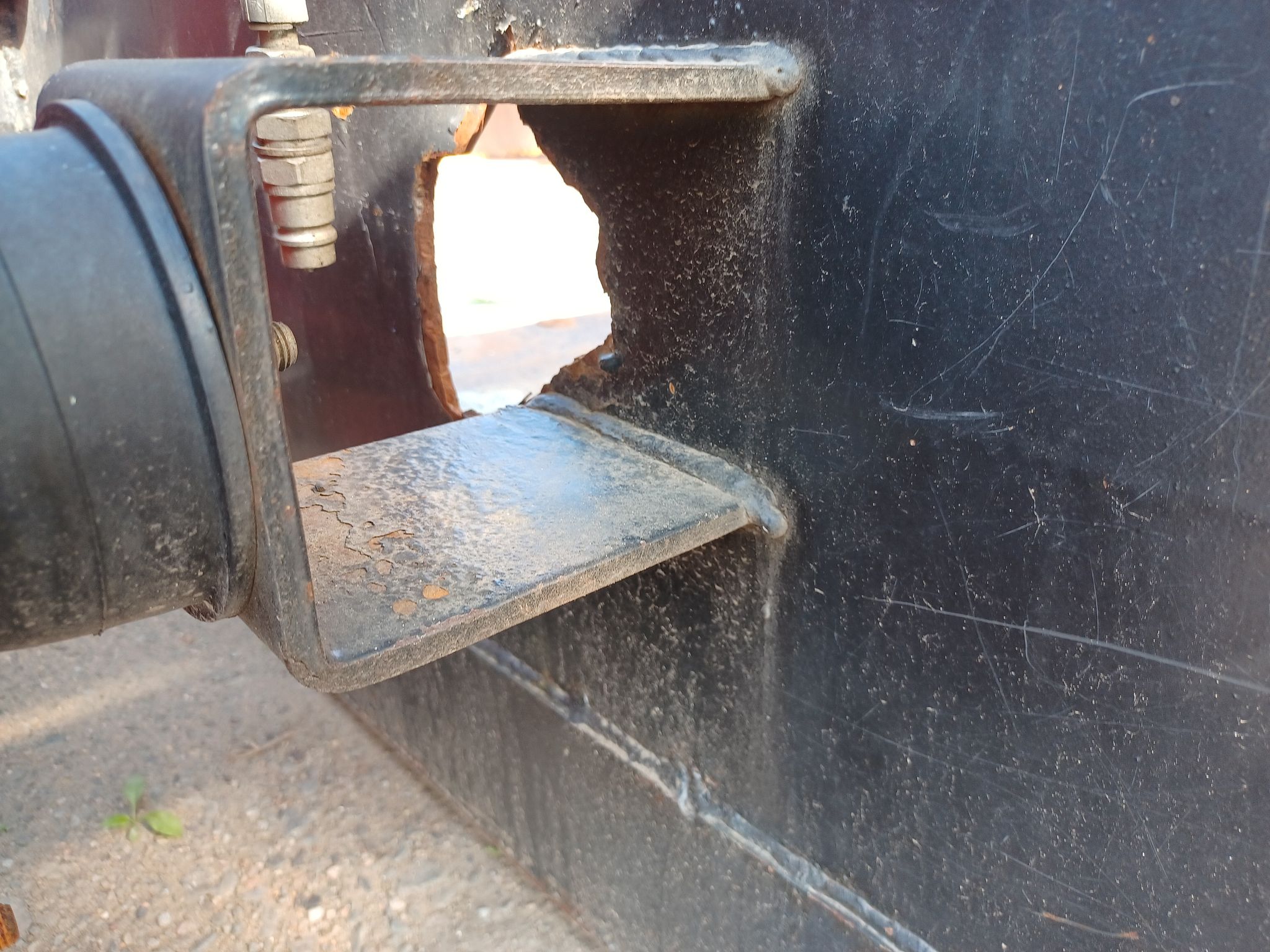 Image 6/6