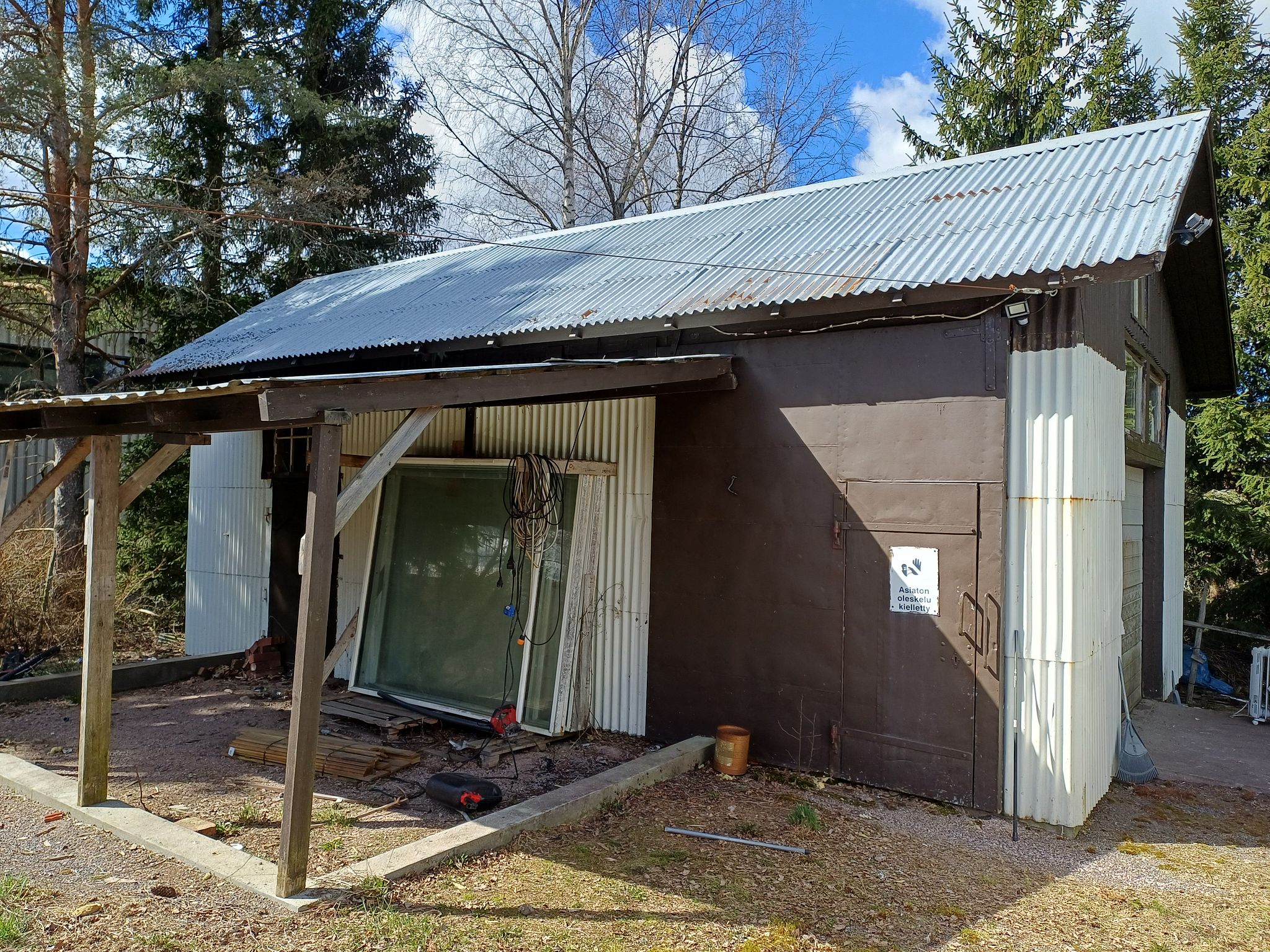 Image 13/14