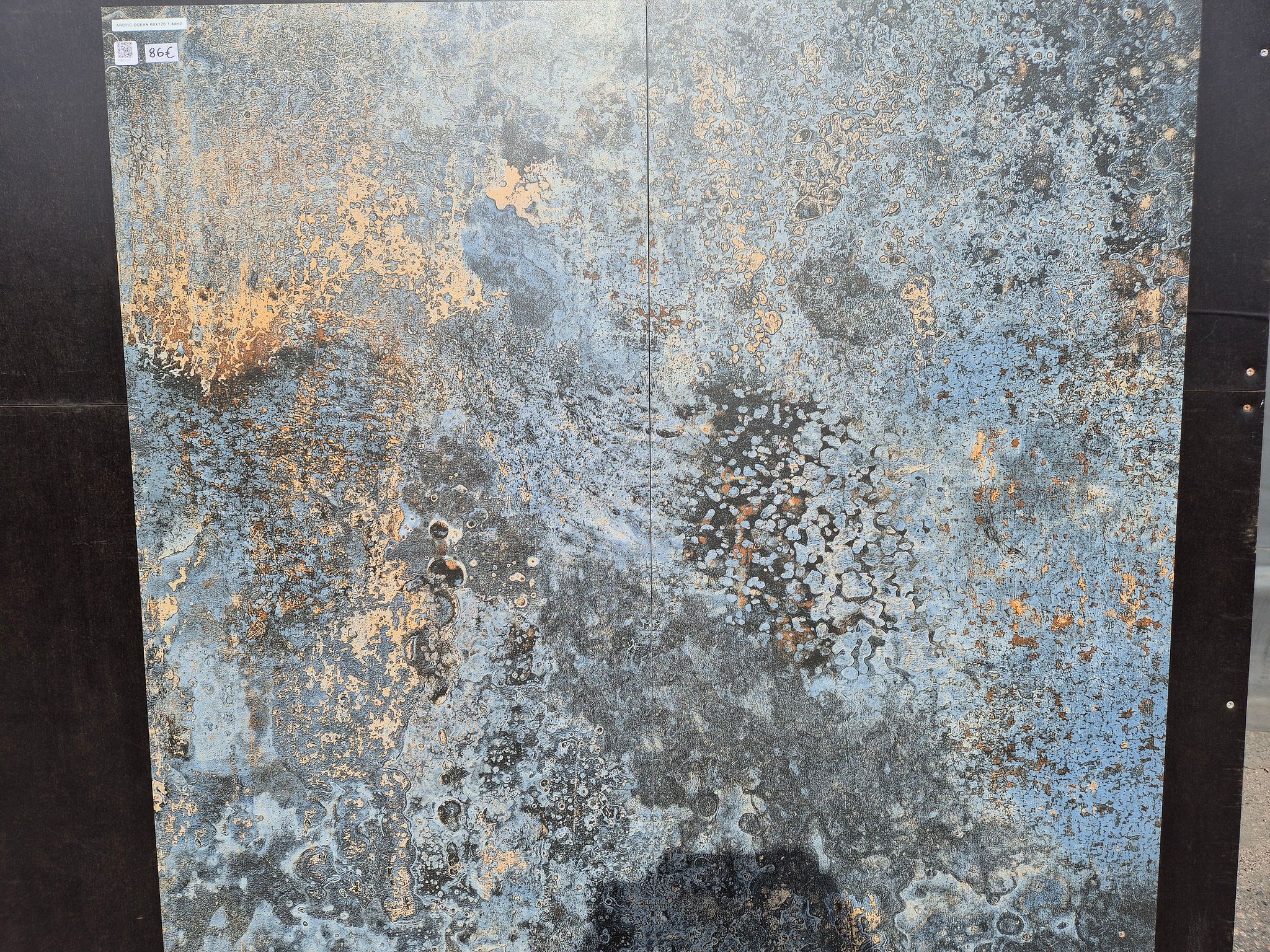 Image 2/26