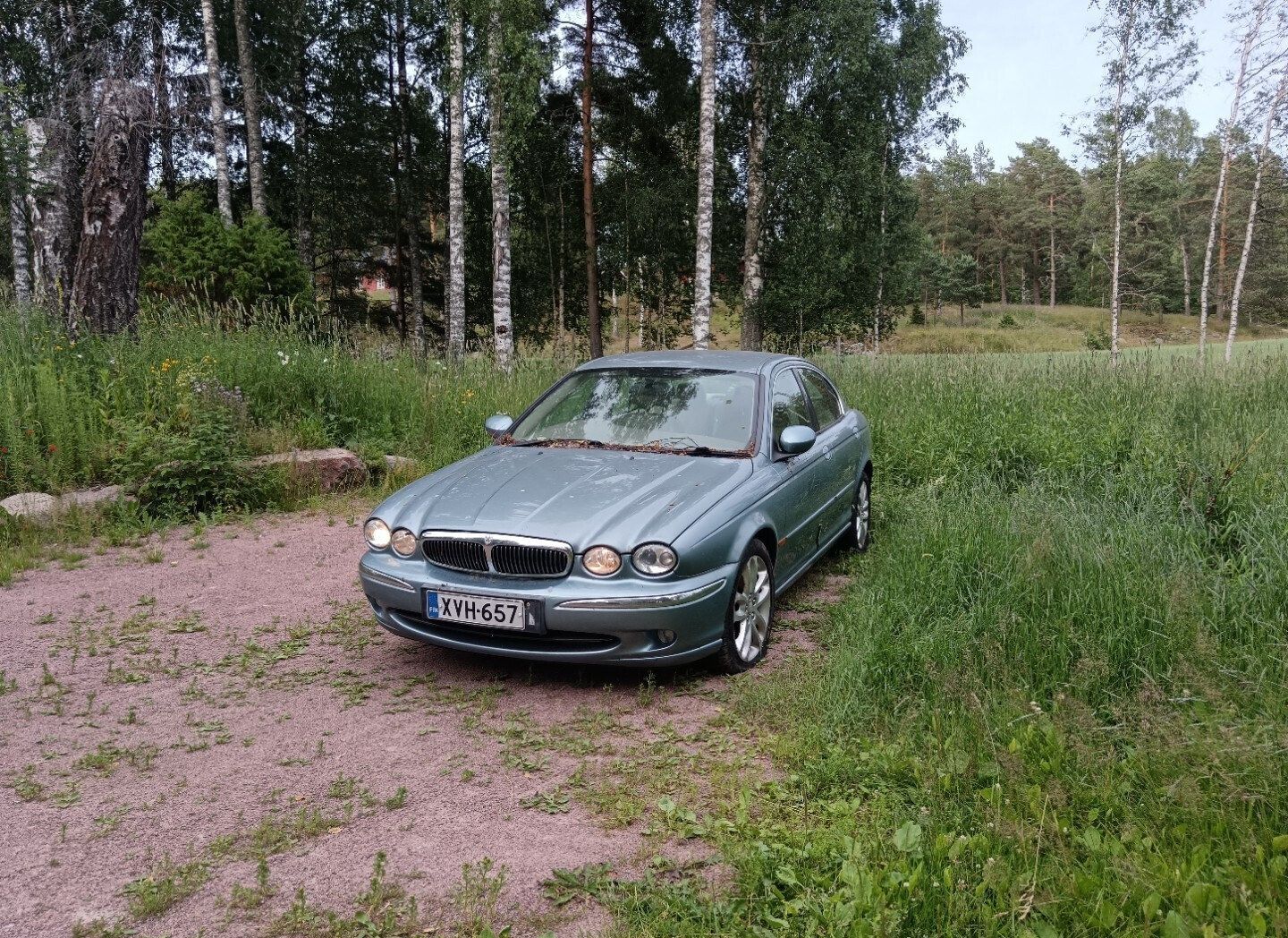 Image 1/10