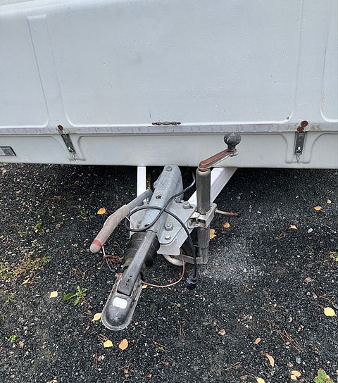 Image 8/8