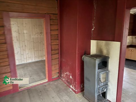 Image 8/42