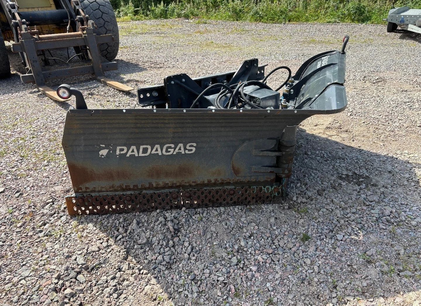 Image 4/9