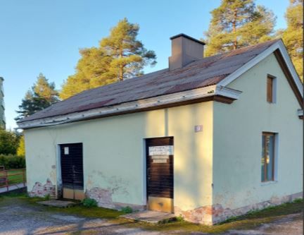 Image 8/16