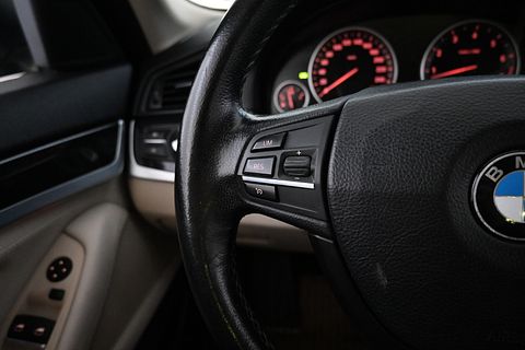 Image 14/30