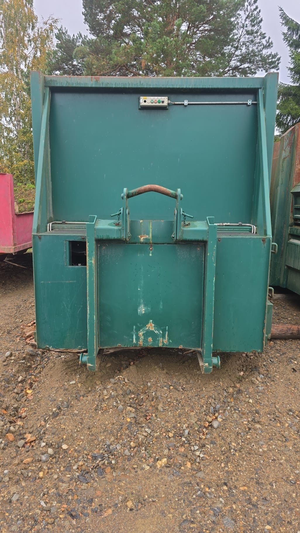 Image 8/14